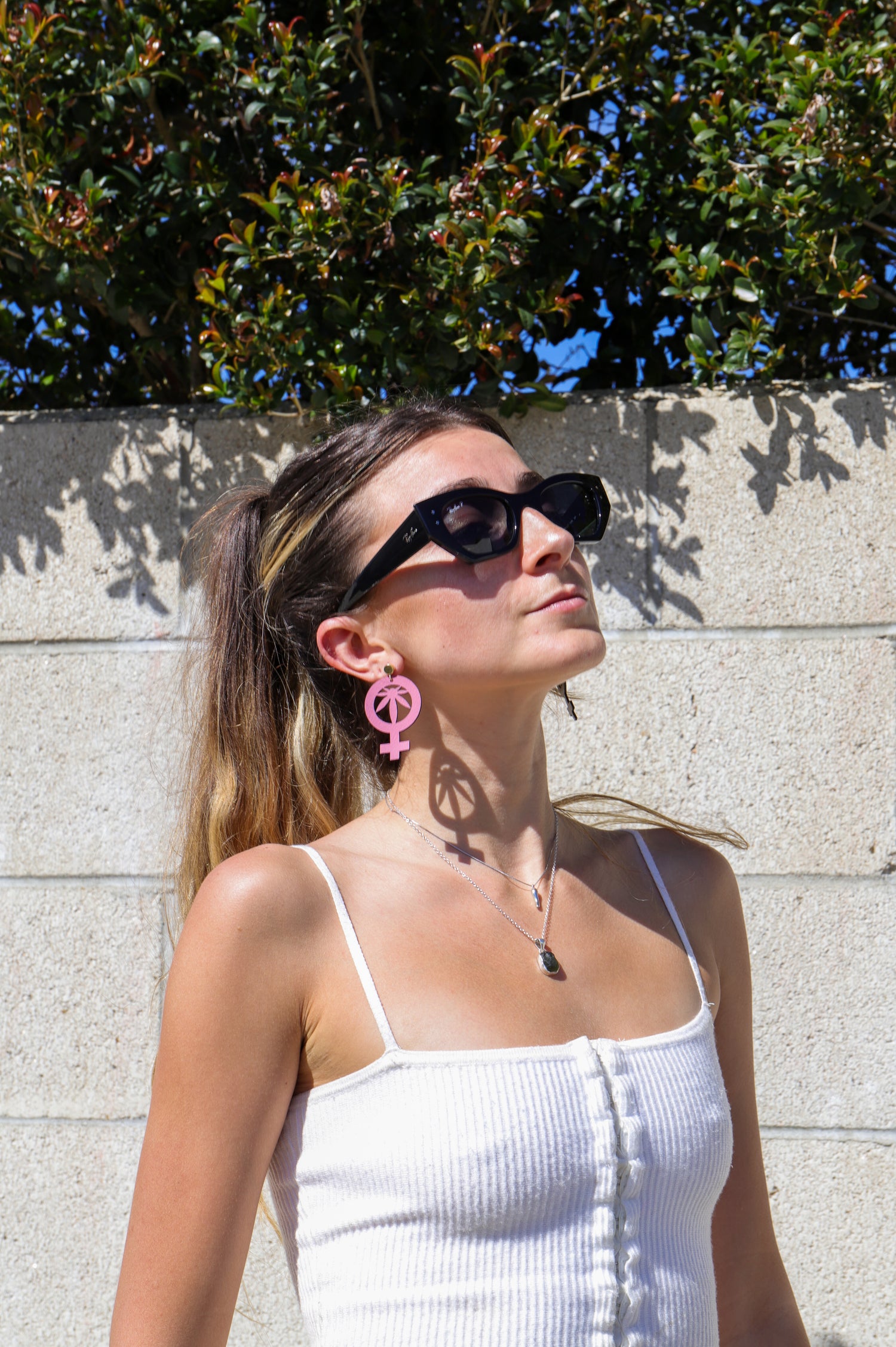 Women Love Plants Women's Symbol Mini Leaf Leather Stud Earrings